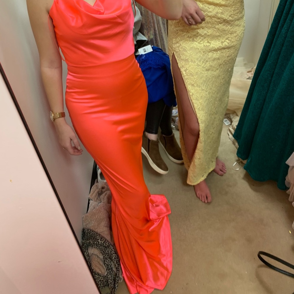 Prom/Formal Dress - Picture 3 of 7